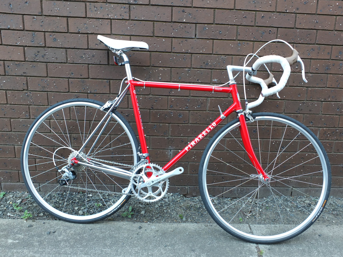 Pinarello Veneto Retro Steel Road Bike - Gloss Red